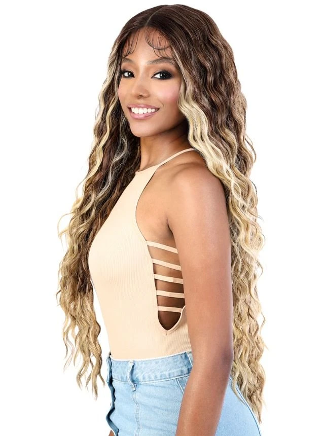 Beshe Premium Synthetic 13x7 HD Invisible Faux Skin Lace Wig 6 Beshe Premium Synthetic 13x7 HD Invisible Faux Skin Lace Wig - Image 4
