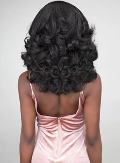 JANET COLLECTION-NATURAL ME- SIERRA WIG 10 JANET COLLECTION-NATURAL ME- SIERRA WIG -Wig Shop sierra1 52 detail