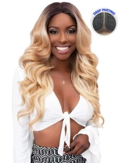 JANET COLLECTION VIVIA WIG